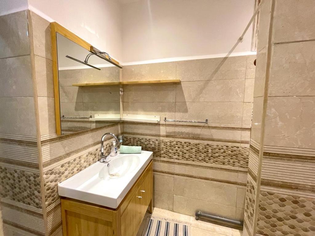 Appartement Dans Immeuble Haussmanien Argel Exterior foto